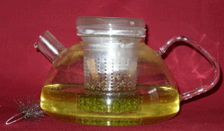 Glass teapot with infuser